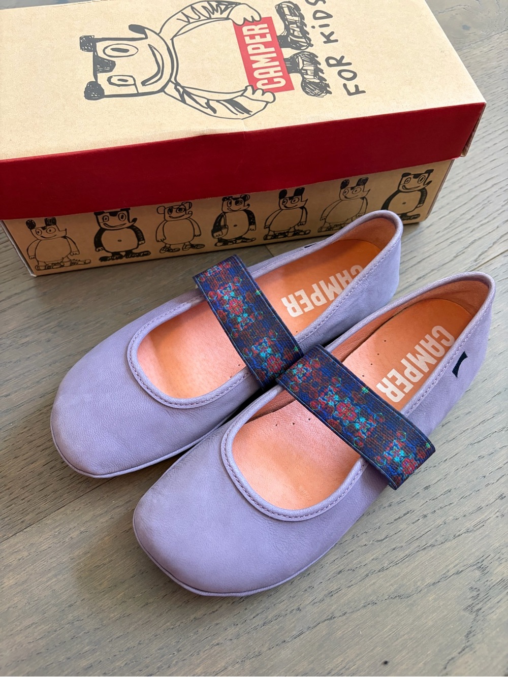 NIB Camper Kids' Right Ballerina Flats Purple US 3.5, Euro 35